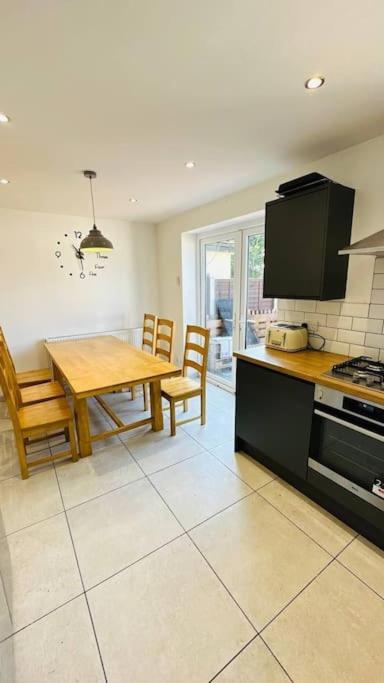 Stunning 3 Bed House Sleeps6 Βίλα Νότιγχαμ Εξωτερικό φωτογραφία